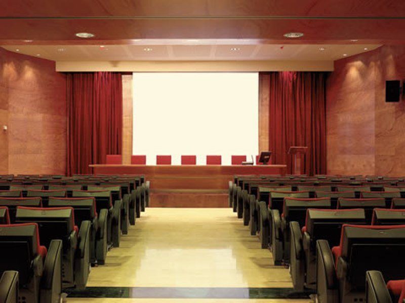 เอ็นเอช คอลเลคชั่น ปาลาเซียว เด อบิเลส Hotel อาบีเลส ภายนอก รูปภาพ The European Economic and Social Committee